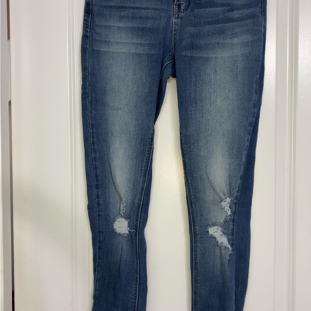 Classic Blue Distressed Women Jeans